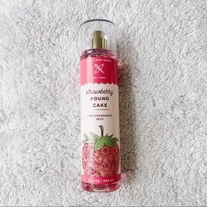 Bath & Body Works “strawberry pound cake” mist
